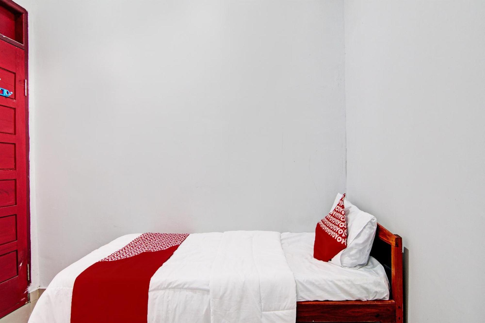 Oyo 92330 Hotel Rindu Sempadan Near Taman Wisata Rindu Sempadan Pekanbaru Zewnętrze zdjęcie